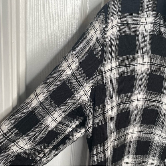 Rails Hunter Midnight Snow Plaid Flannel Button Down Academia Preppy Comfy M - Picture 7 of 14